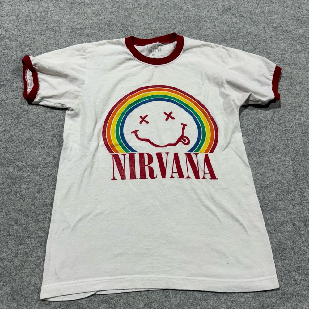 Nirvana Rainbow Smile Logo Graphic Tee White Red Short Sleeve T-Shirt Size Small